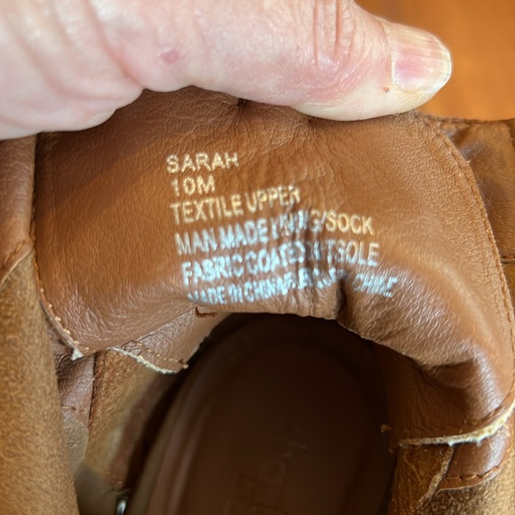 Caramel open toe booties with chunky heel, inside ankle zip, women’s sz 10 - Picture 7 of 9